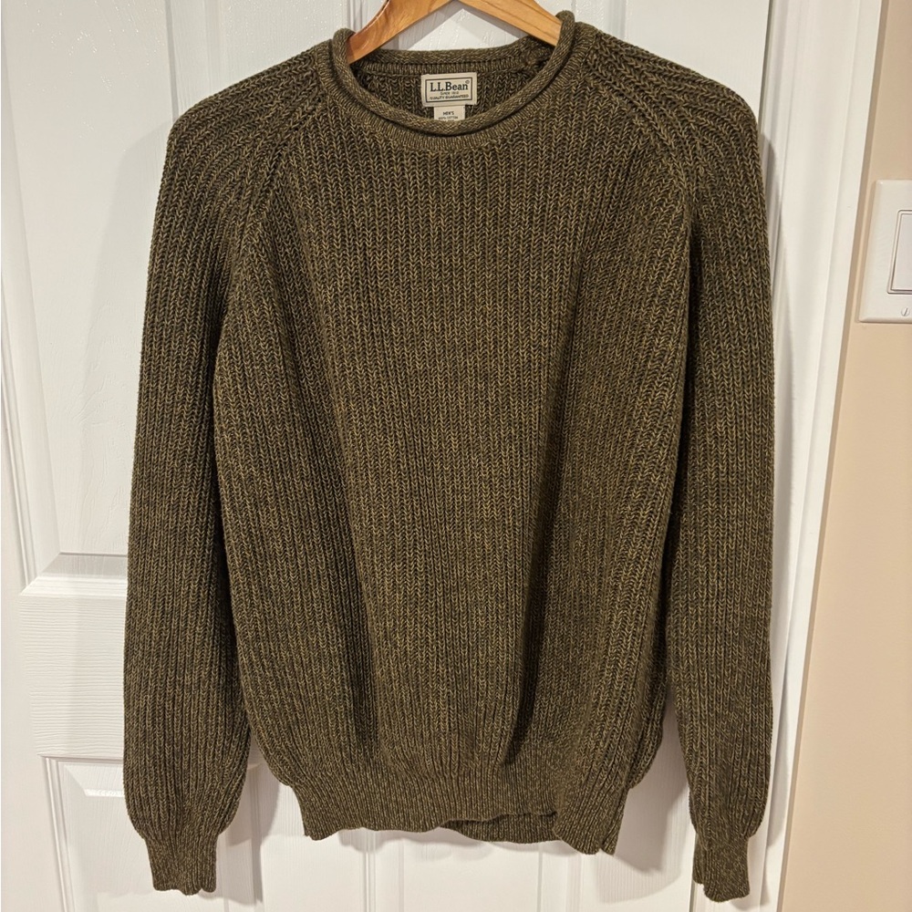 L.L. Bean Men's Crewneck Sweater in Olive Green